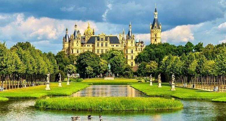 Burgruine Gänseburg Putlitz, Putlitz, Germany